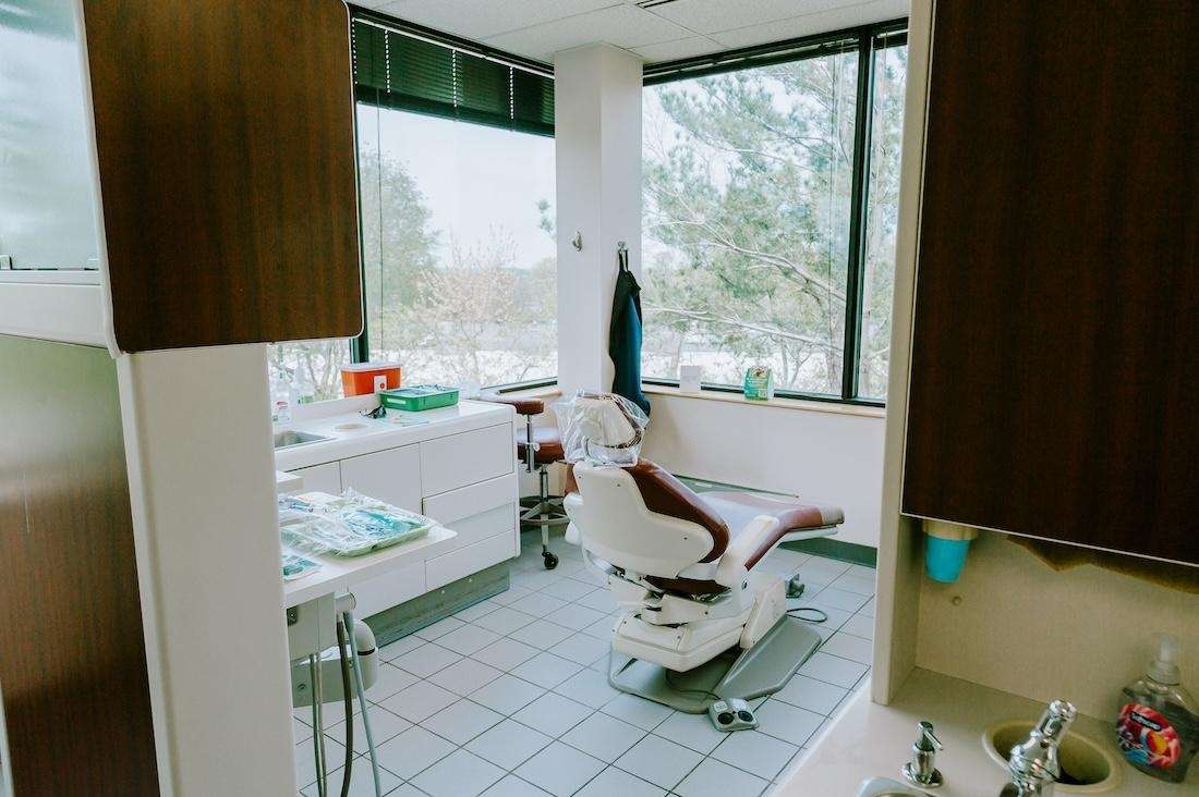 Operation Room of Pineview Dental in Columbia, MD
